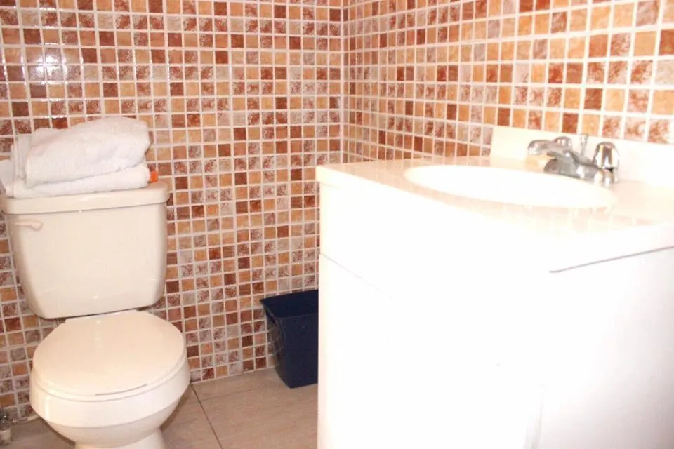 Auberge Pont-Gaudin Gonaives Hotel